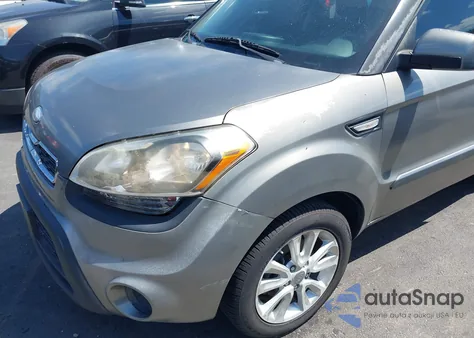 2013 Kia Soul z USA, uszkodzony, nr VIN KNDJT2A54D7595935